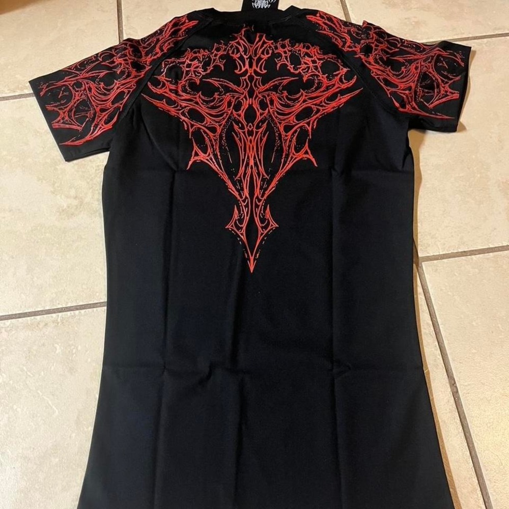 Black & red Breathe Divinity compression Tee size: S - Picture 3 of 3